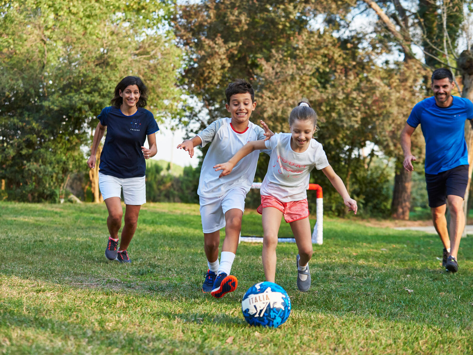 El fútbol es el deporte ideal para la crianza de los niños. 