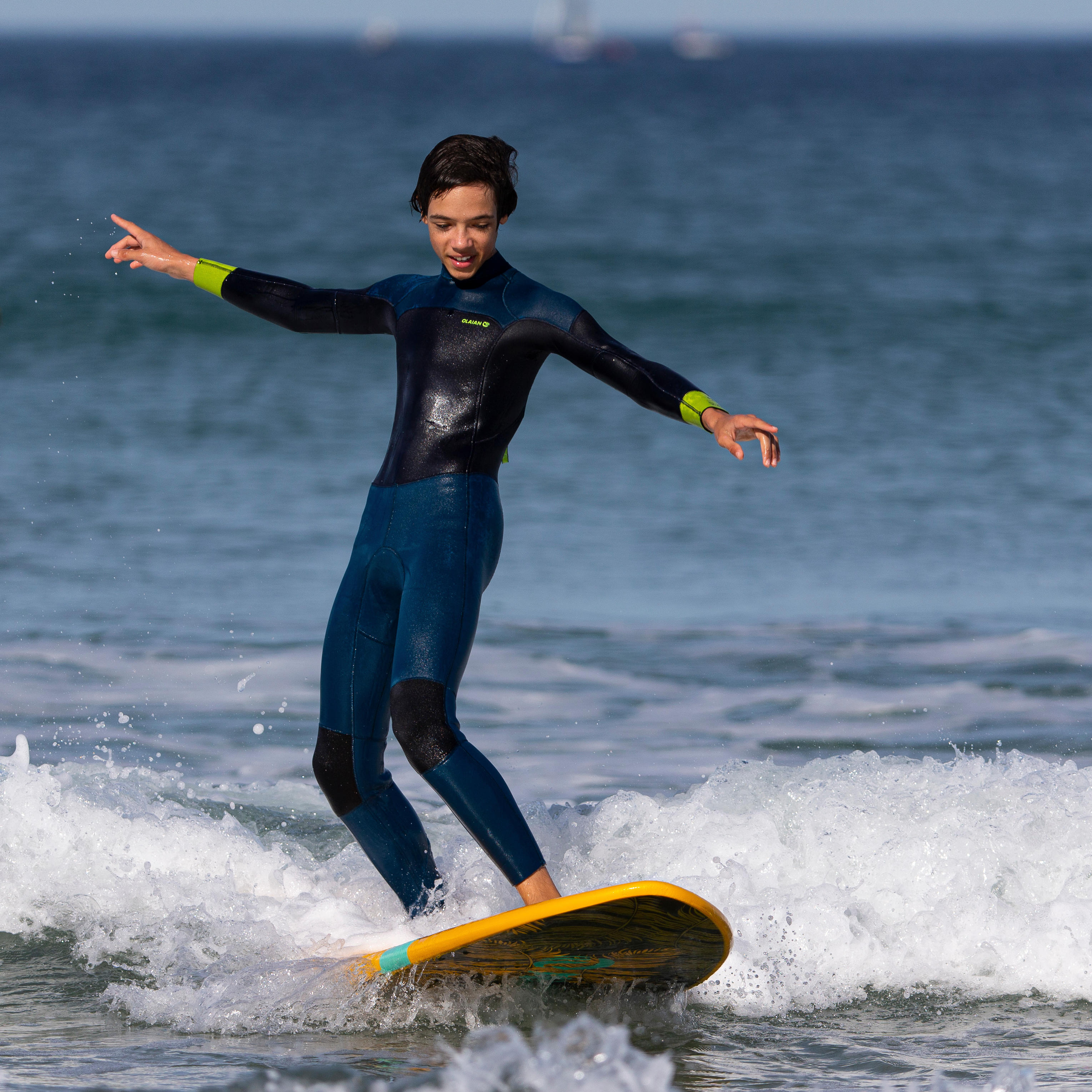 Child's surfing wetsuit 4/3 mm Neoprene - 500 CW Blue - OLAIAN