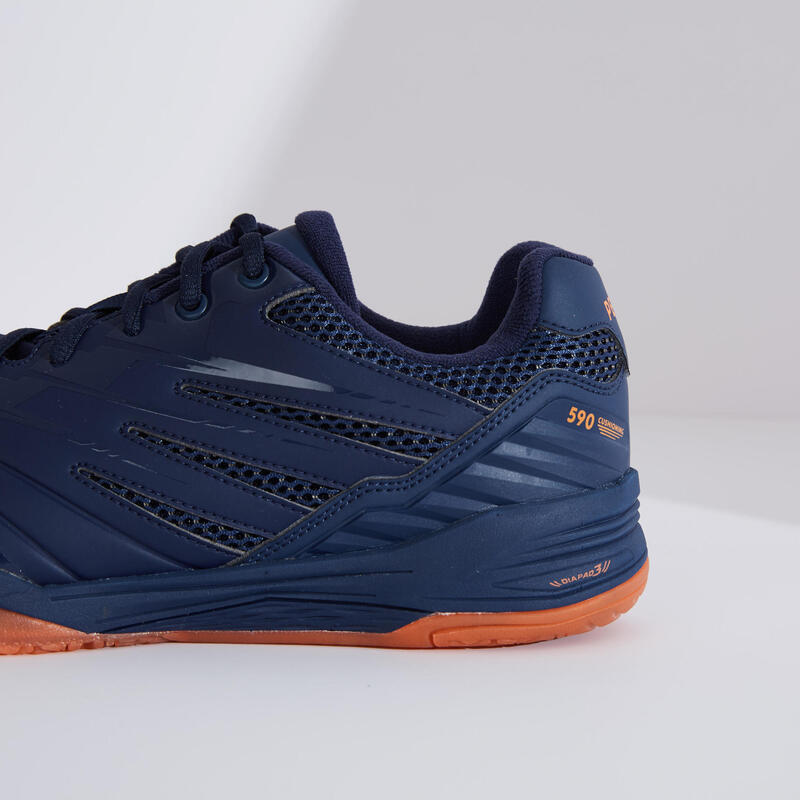 PÁNSKÉ BADMINTONOVÉ BOTY BS590 MAX CONFORT MODRO-ORANŽOVÉ 