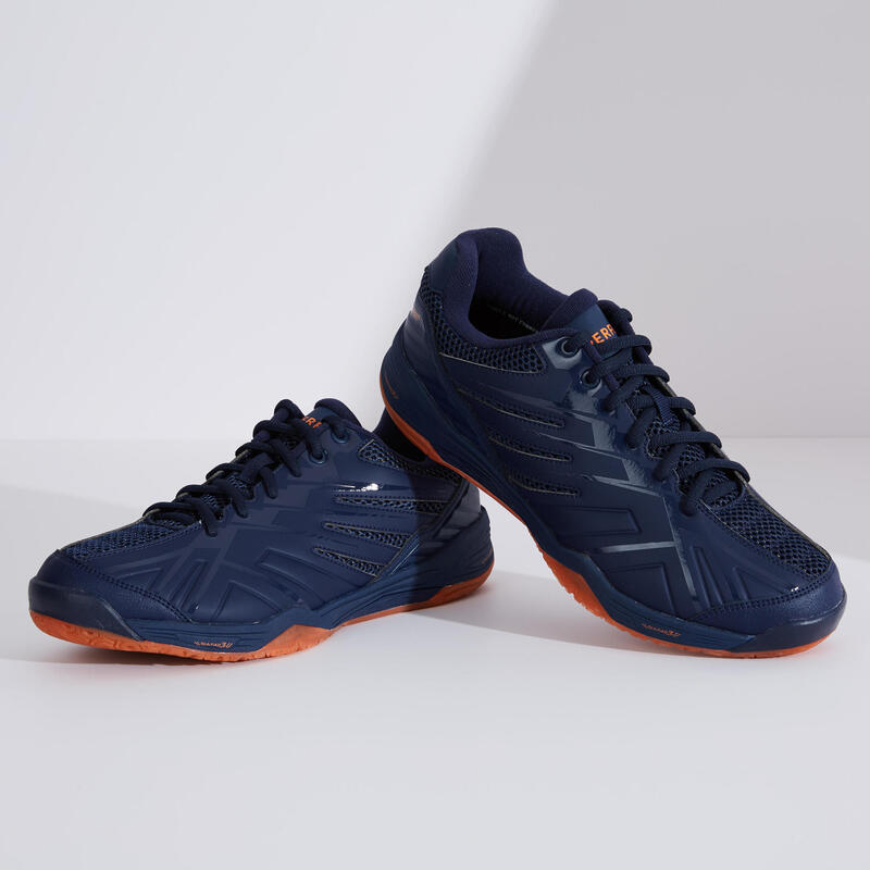 PÁNSKÉ BADMINTONOVÉ BOTY BS590 MAX CONFORT MODRO-ORANŽOVÉ 