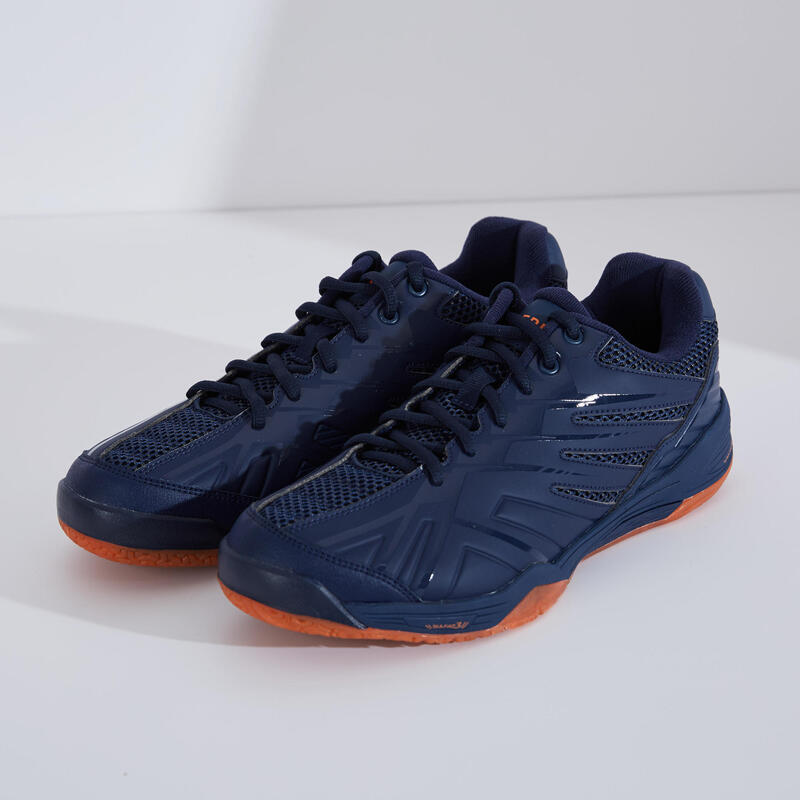 PÁNSKÉ BADMINTONOVÉ BOTY BS590 MAX CONFORT MODRO-ORANŽOVÉ 