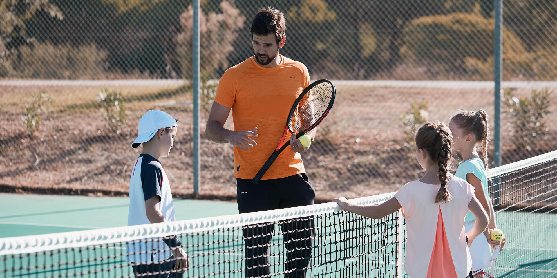 Sport : à quel âge mon enfant peut-il commencer le football ? - Le Mag :  Family Sphere