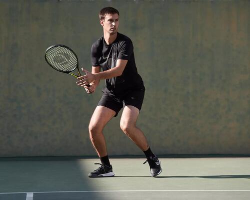 COME SCEGLIERE IL COMPLETO UOMO PER GLI SPORT DI RACCHETTA? | DECATHLON