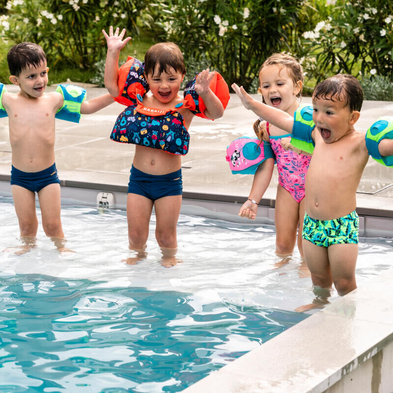 Comment Assurer La Securite De Votre Enfant A La Piscine