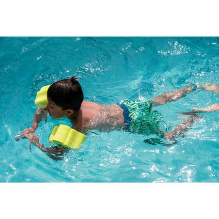 Swimming foam armbands with elasticated strap for 15-30 kg kids - green