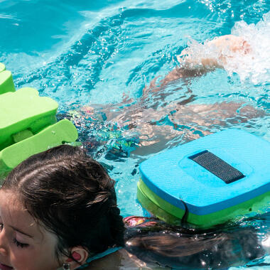 Schwimmen lernen mit diesen Tipps
