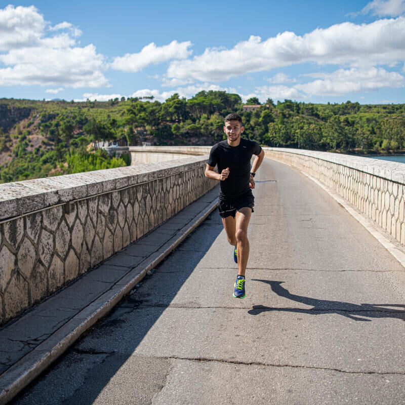 Is your running posture correct? Here’s a guide to proper running form.