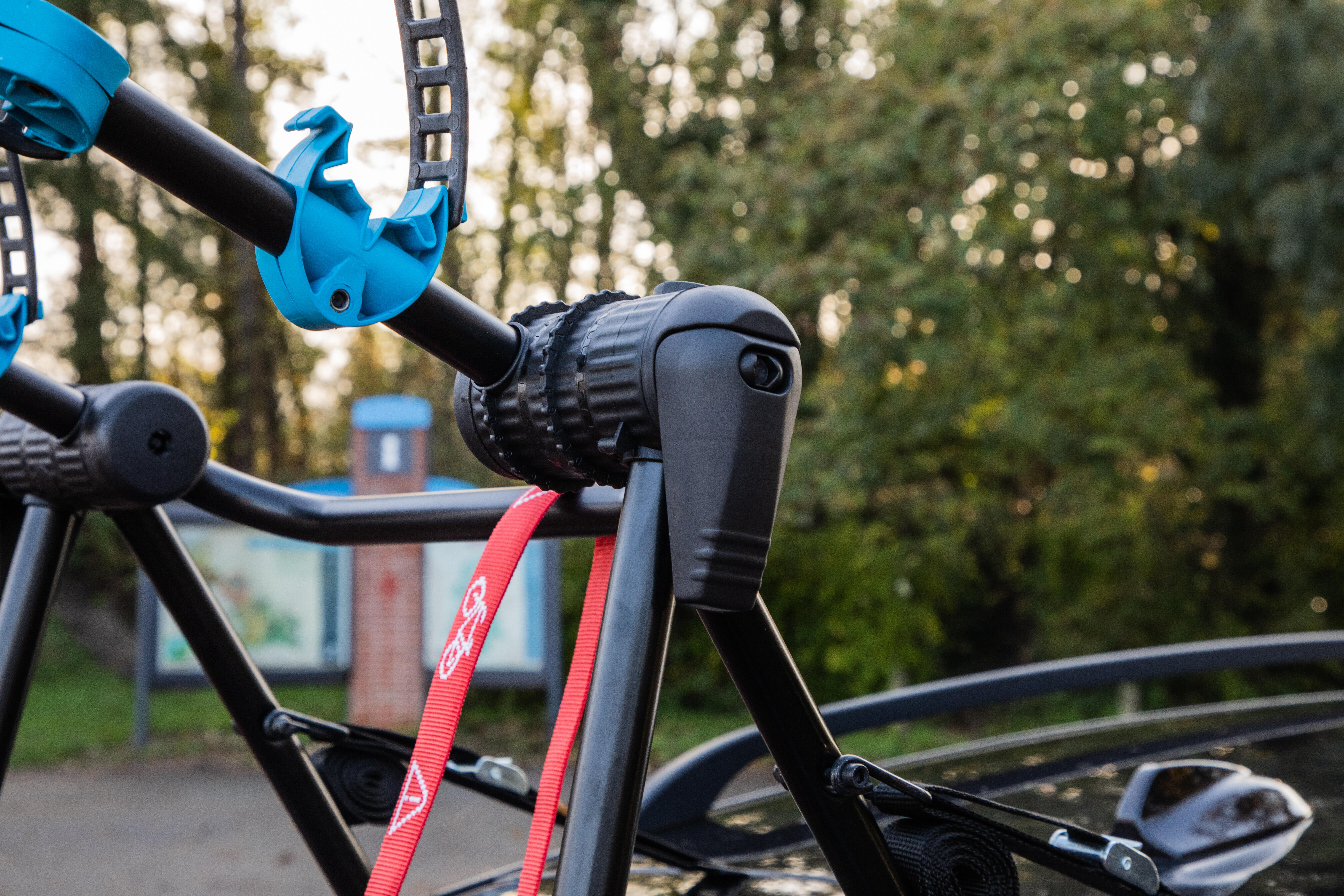 Boot Bike Carrier 320 2 3 Bikes
