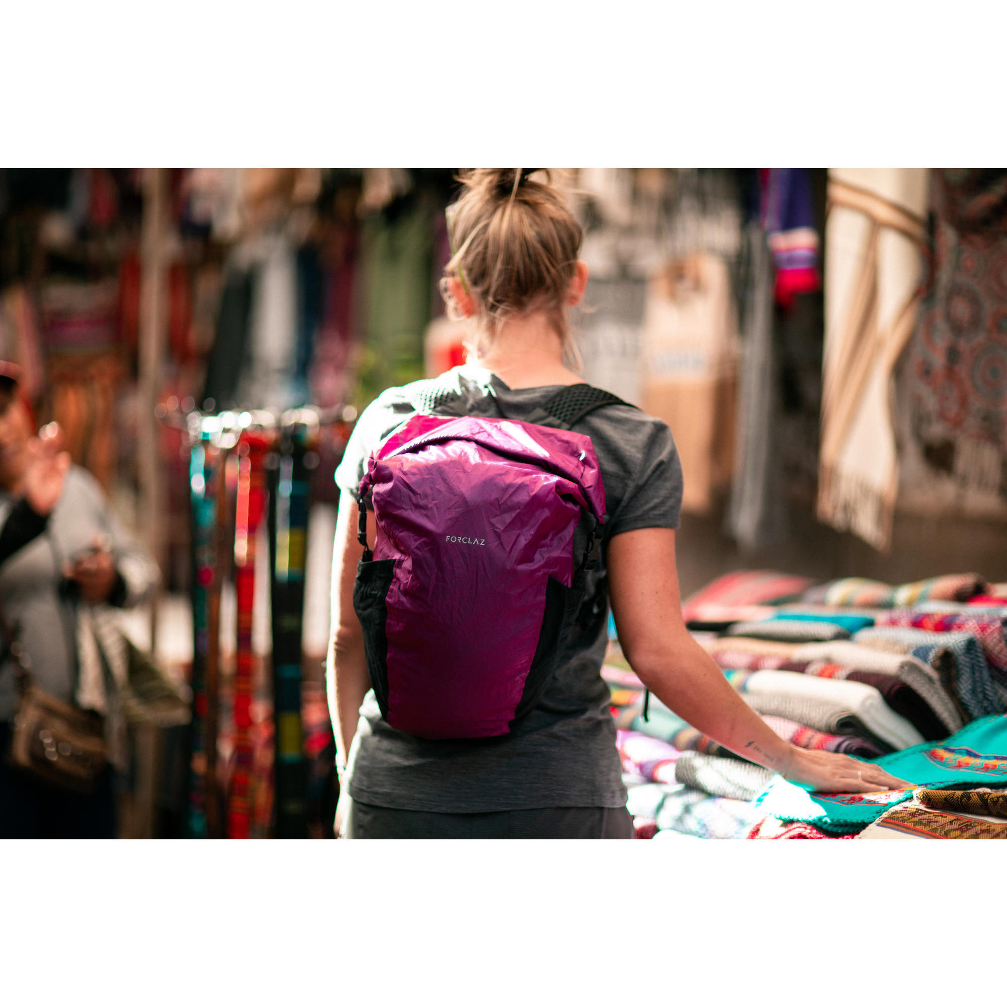 quechua ultra compact 20l