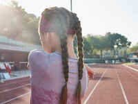 AT 500 GIRLS' ATHLETICS T-SHIRT - PURPLE