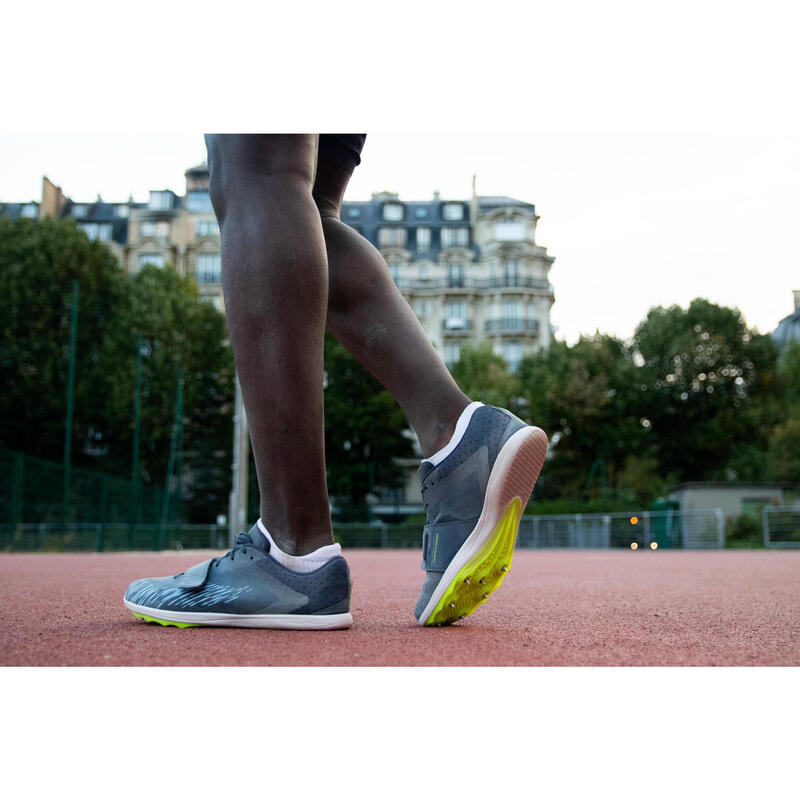 Zaptaillas atletismo con clavos específicas salto AT JUMP