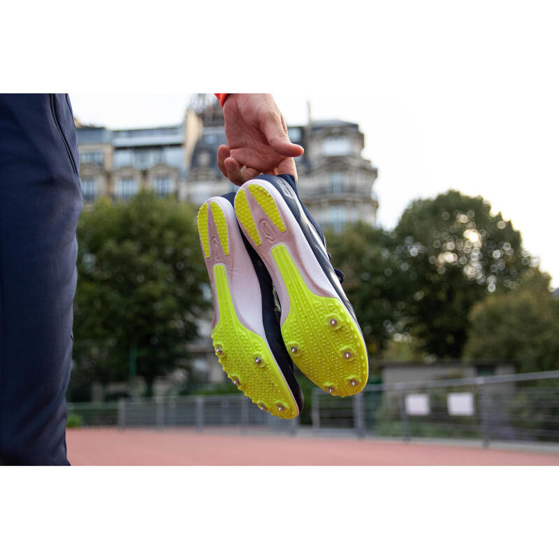 CHAUSSURES A POINTES D'ATHLETISME DE DEMI FOND AT MID BLEU NOIR ET JAUNE -  Decathlon