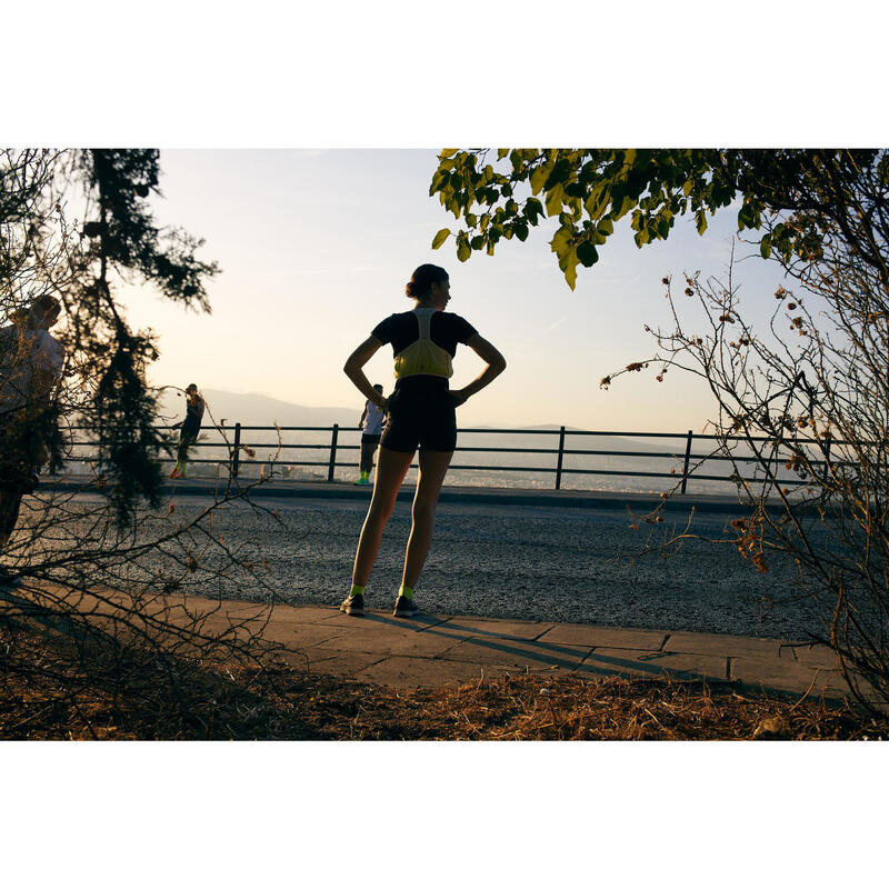 Běžecká vesta Marathon bílo-žlutá 