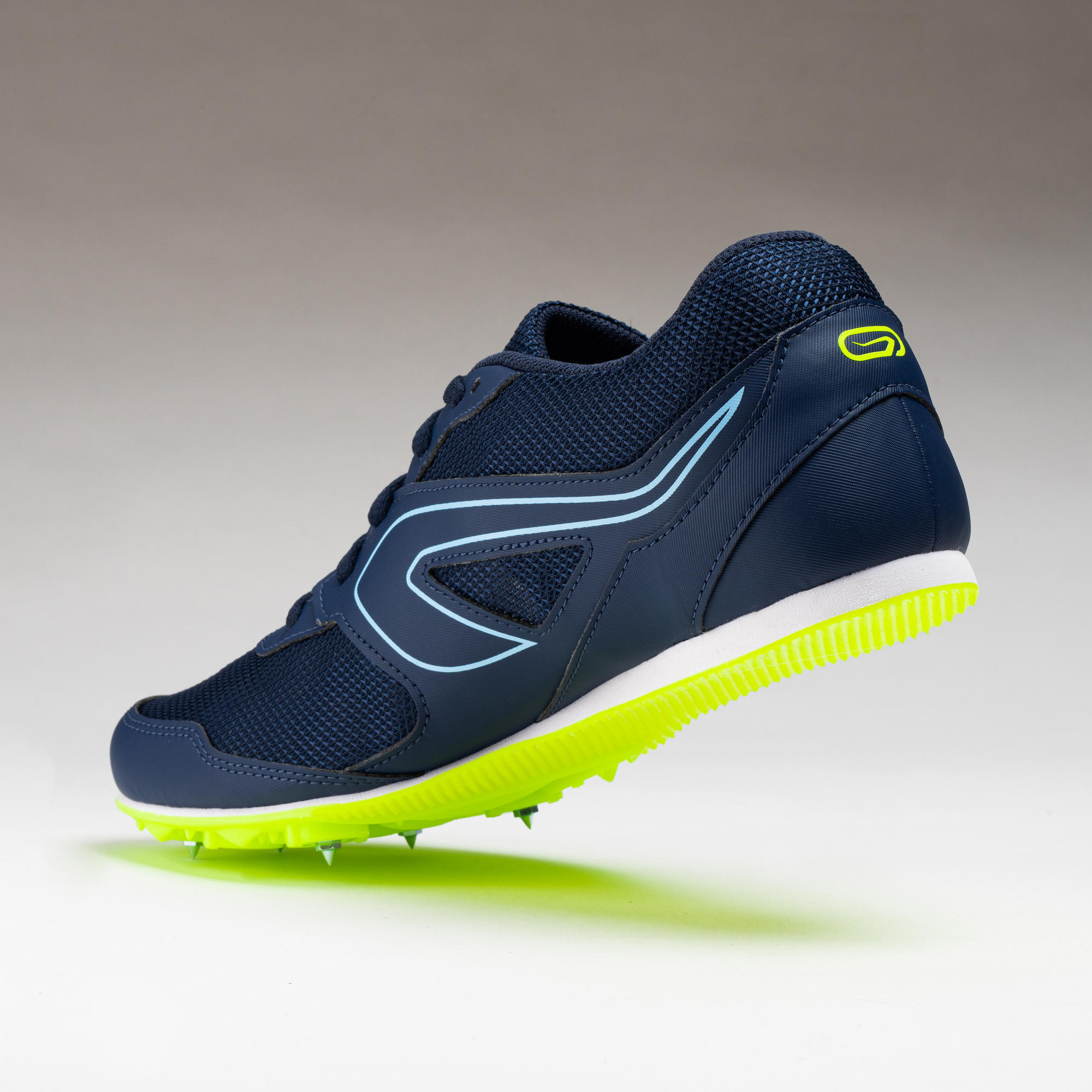 Decathlon running shop spikes