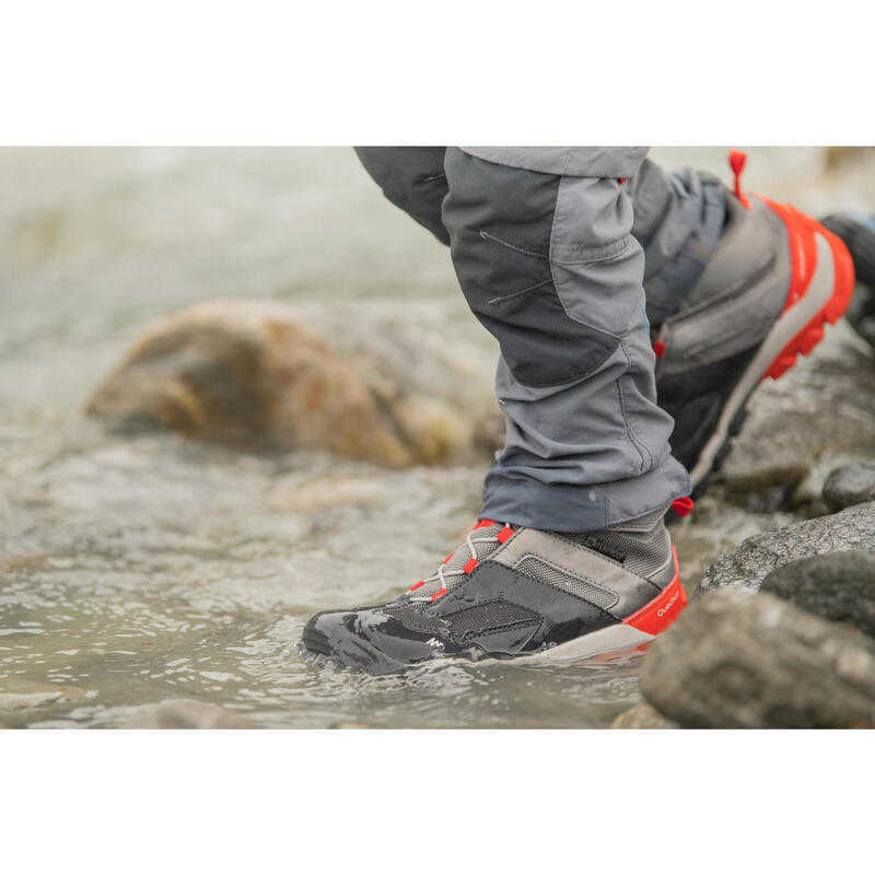 WATERPROOF MOUNTAIN HIKING SHOES - CROSSROCK MID - GREY - KIDS - SIZE 28 TO 34