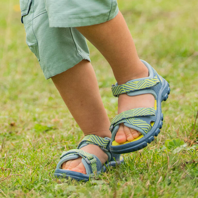 Kids' hiking sandals - Kids' MH100 blue and yellow - size 24 to 31