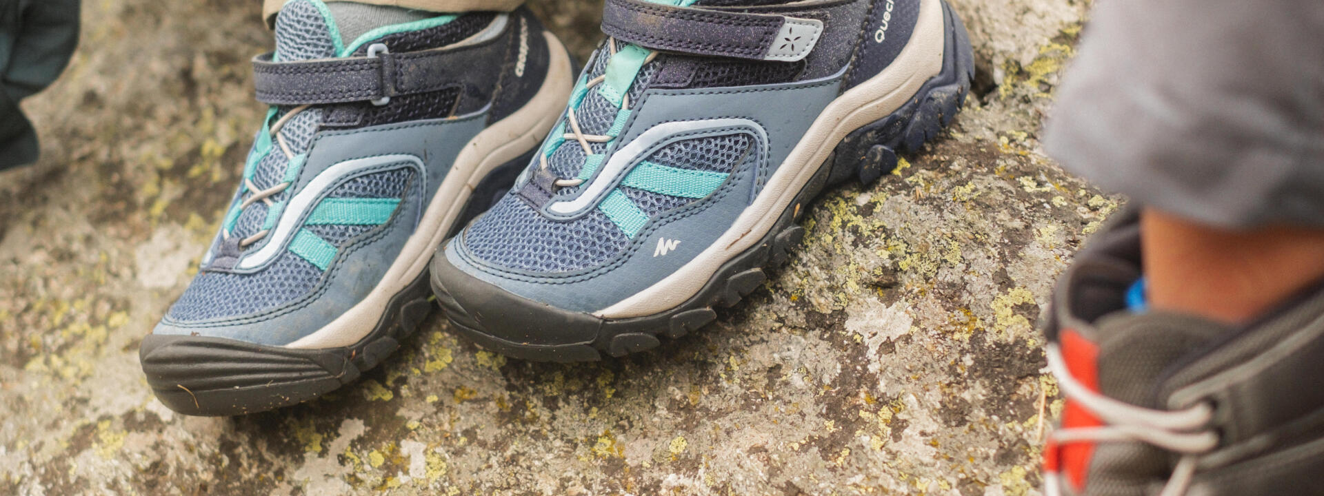 Choosing the right babies' hiking shoes