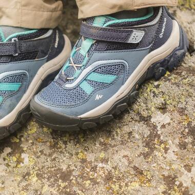Bien choisir les premières chaussures de randonnée de bébé