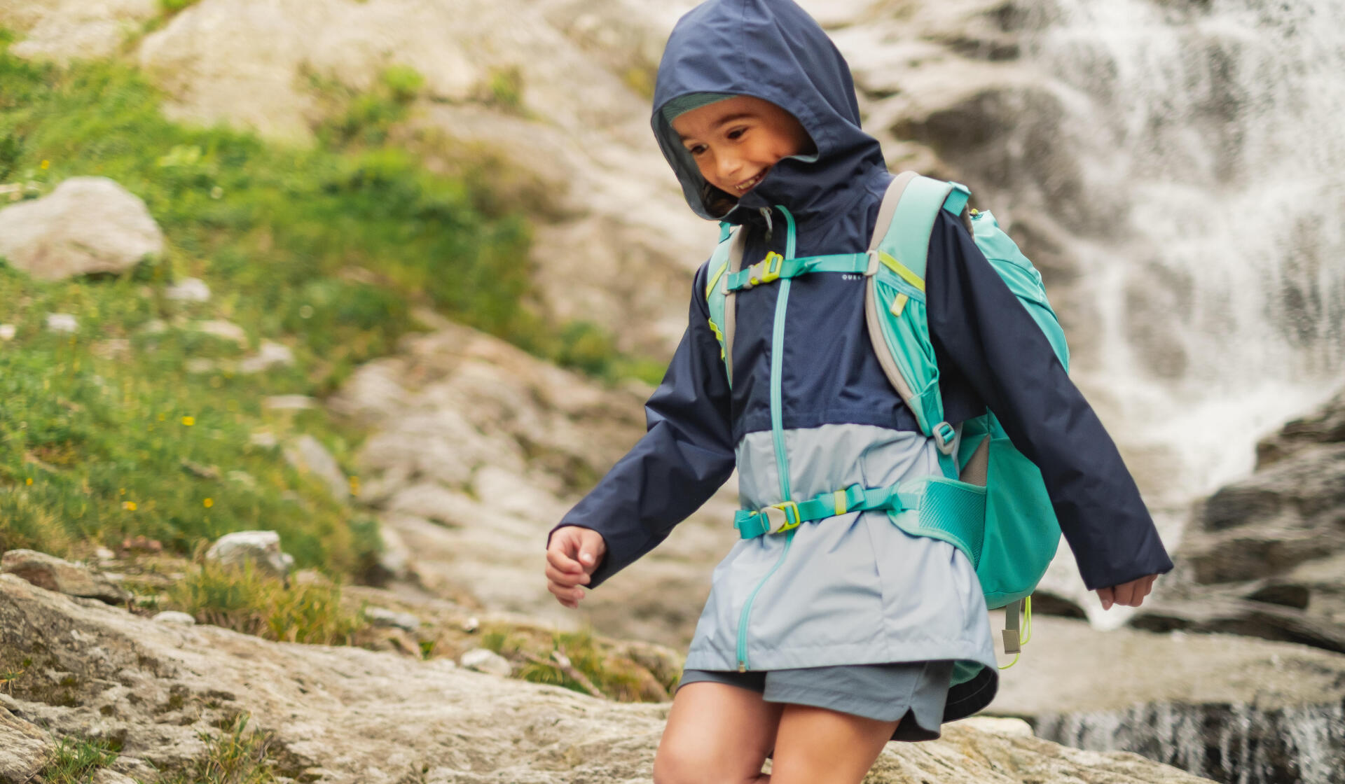 la bonne tenue pour son enfant en rando conseils quechua