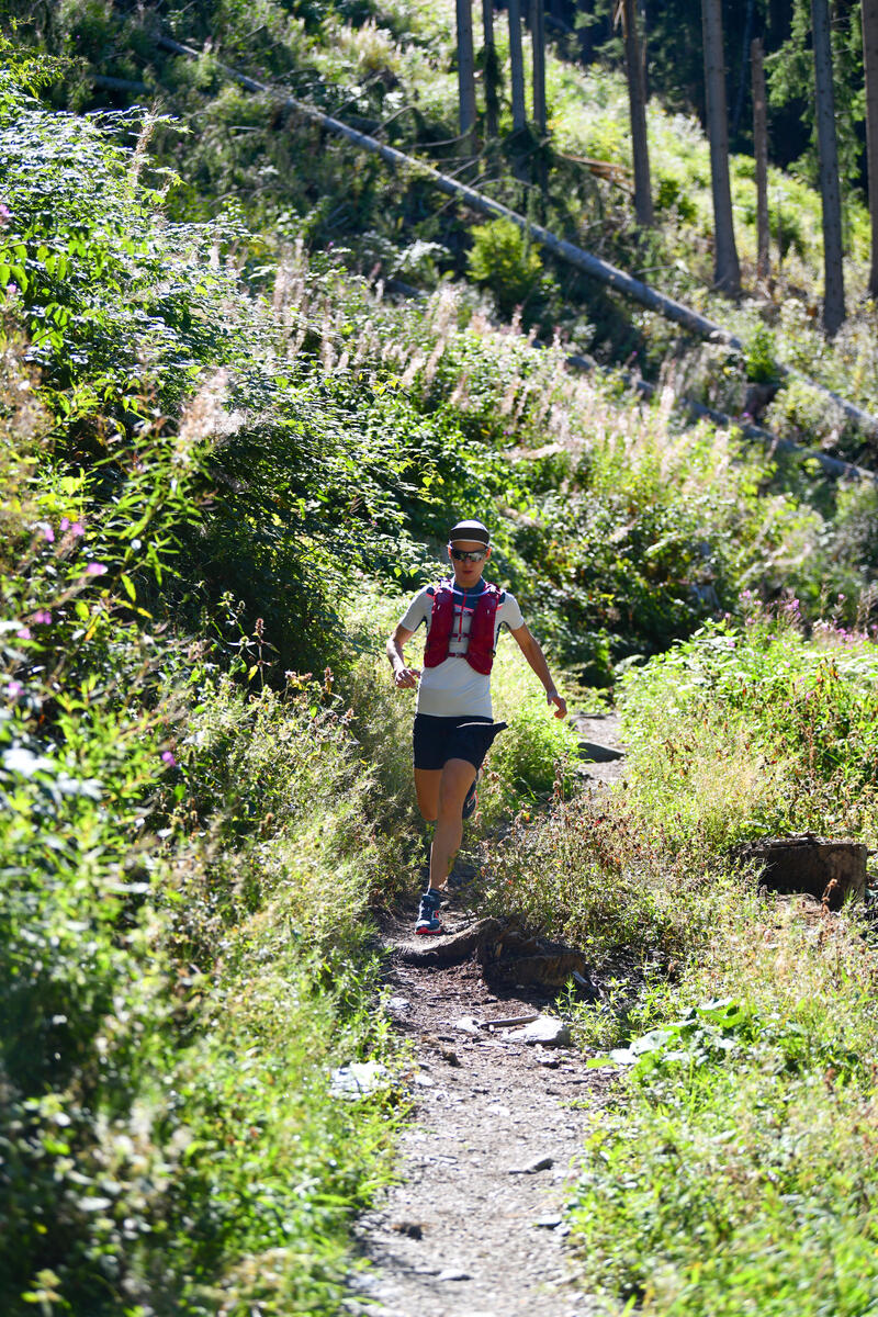 Casquette running trail Homme Femme - KIPRUN Modulable Saharienne blanche