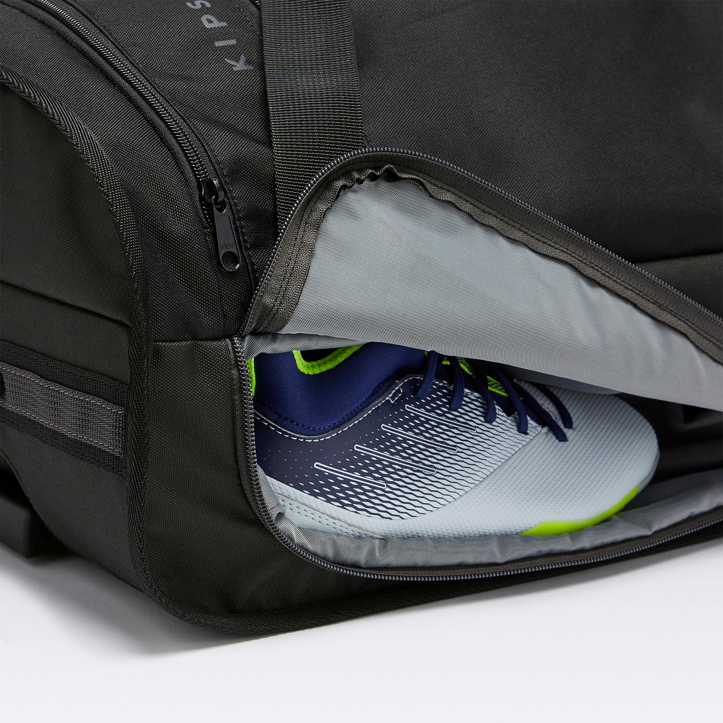 Maletín Deportivo 30L - ESSENTIAL negro - Decathlon