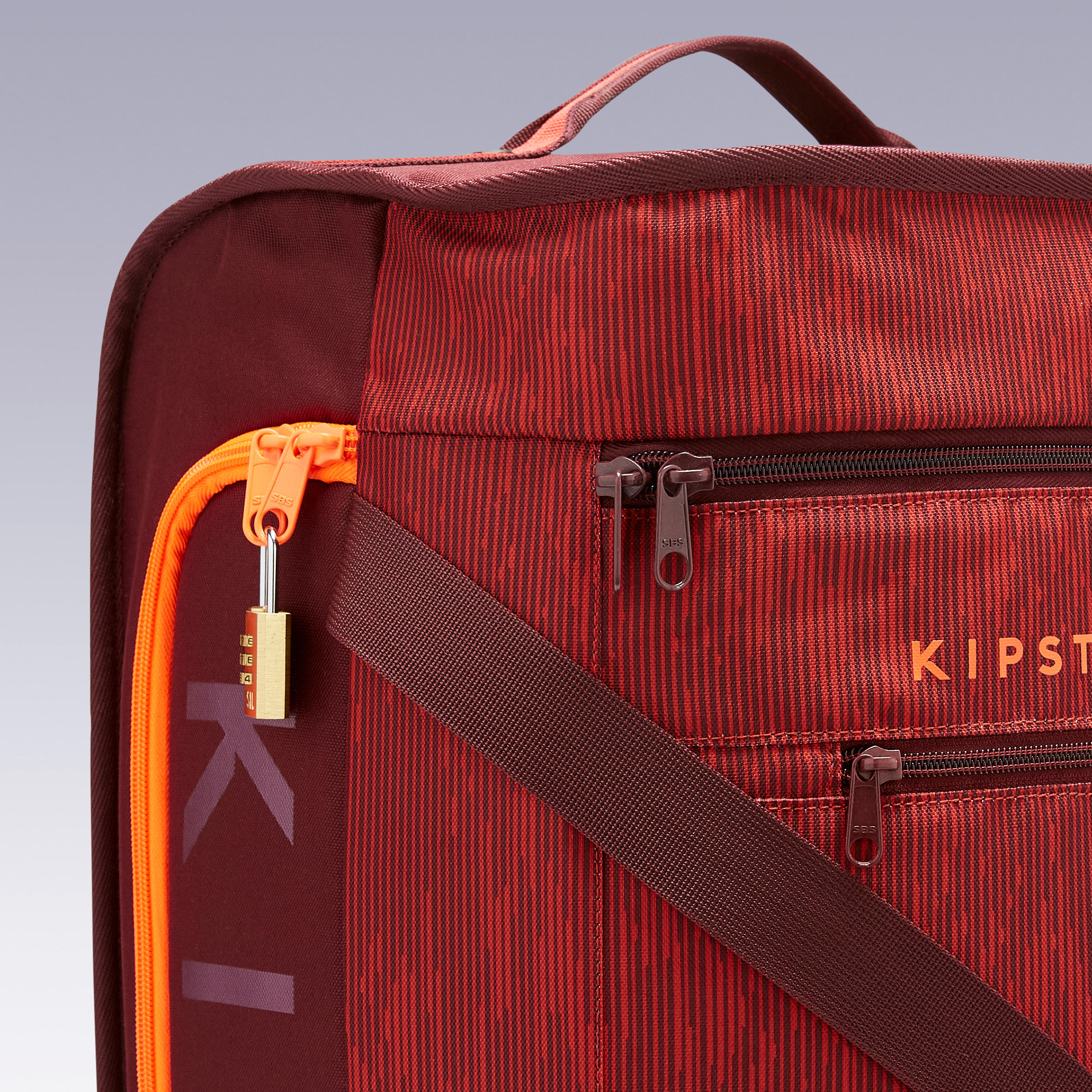 2-wheel travel bag with shoe compartment, Club 100 70L 18/19
