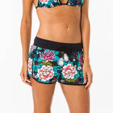 Women Surfing boardshorts Tini Botan