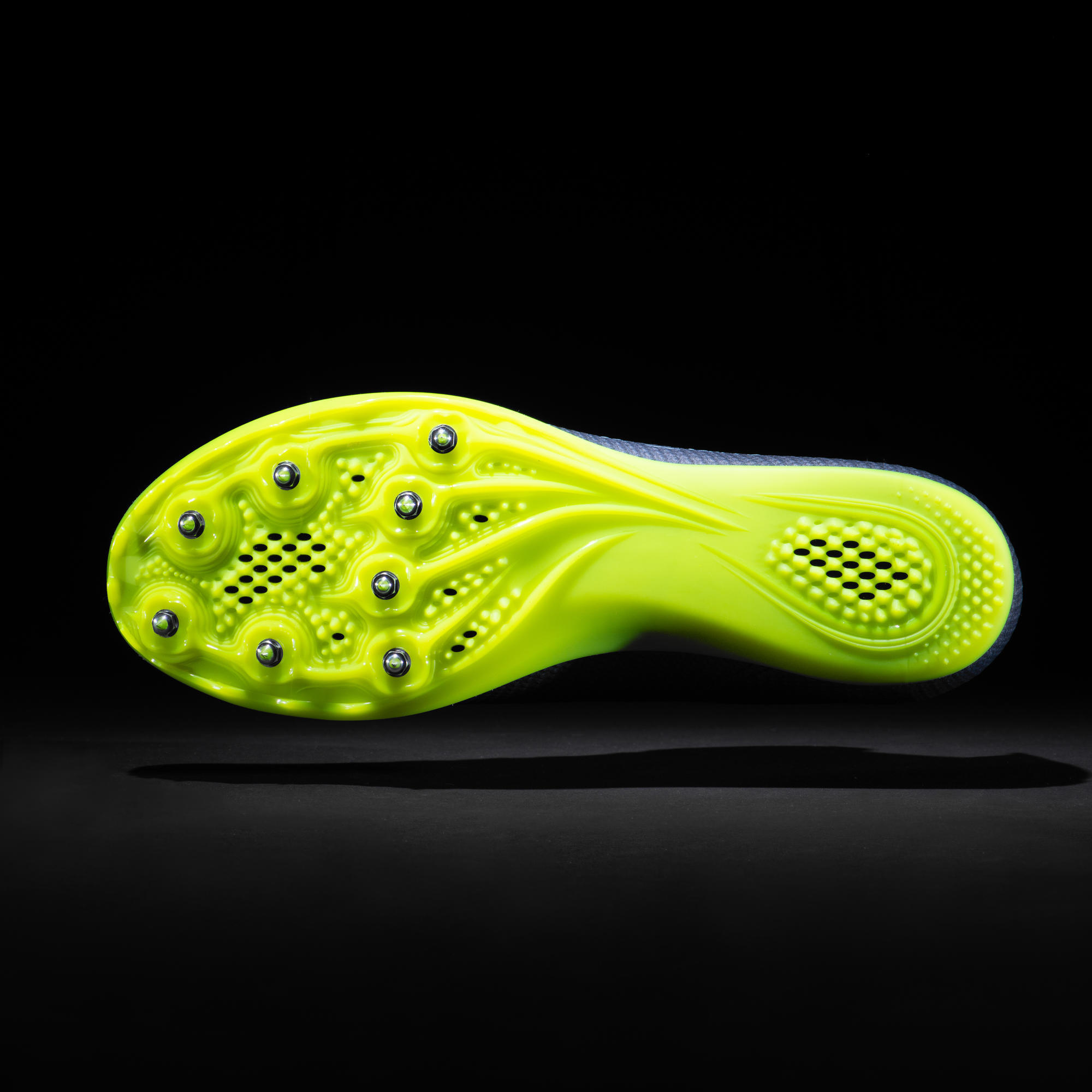 athletics spikes