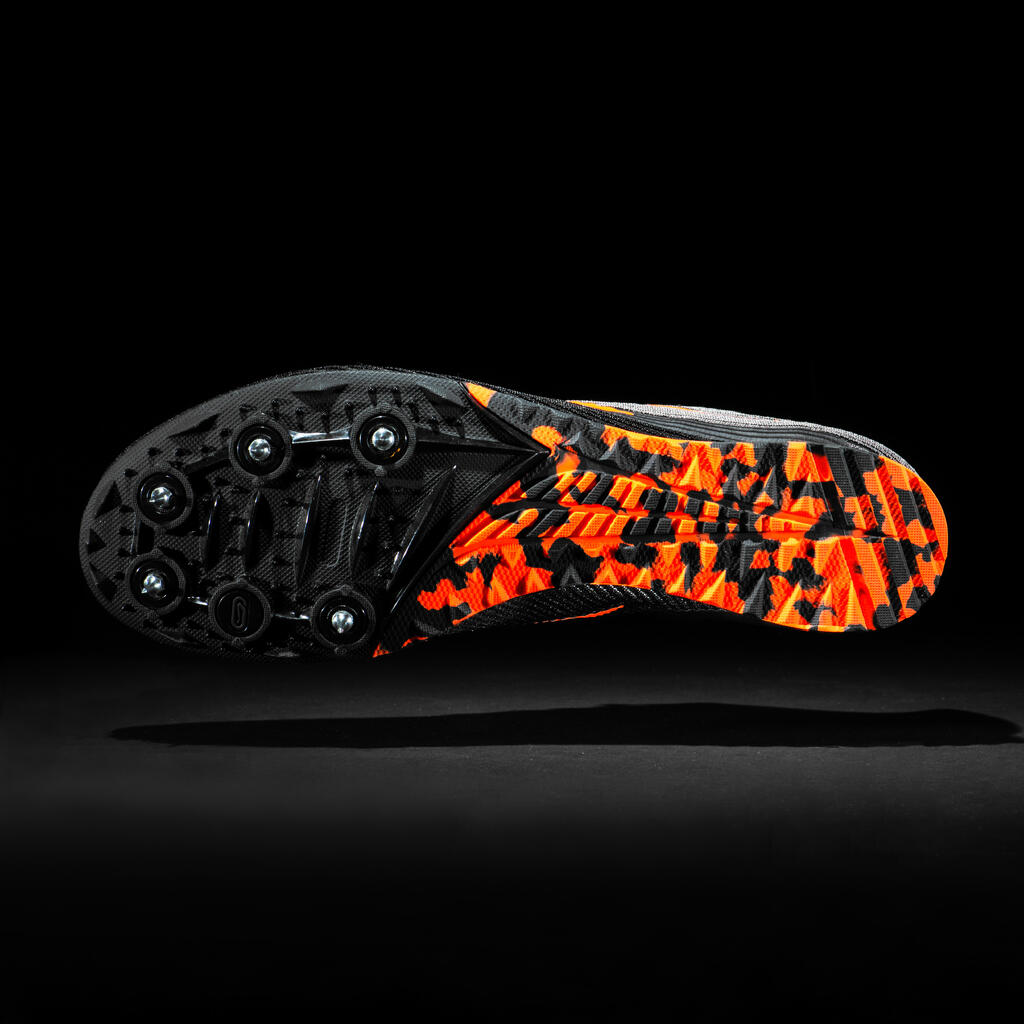 Vieglatlētikas distanču skriešanas apavi ar radzēm, melni/oranži