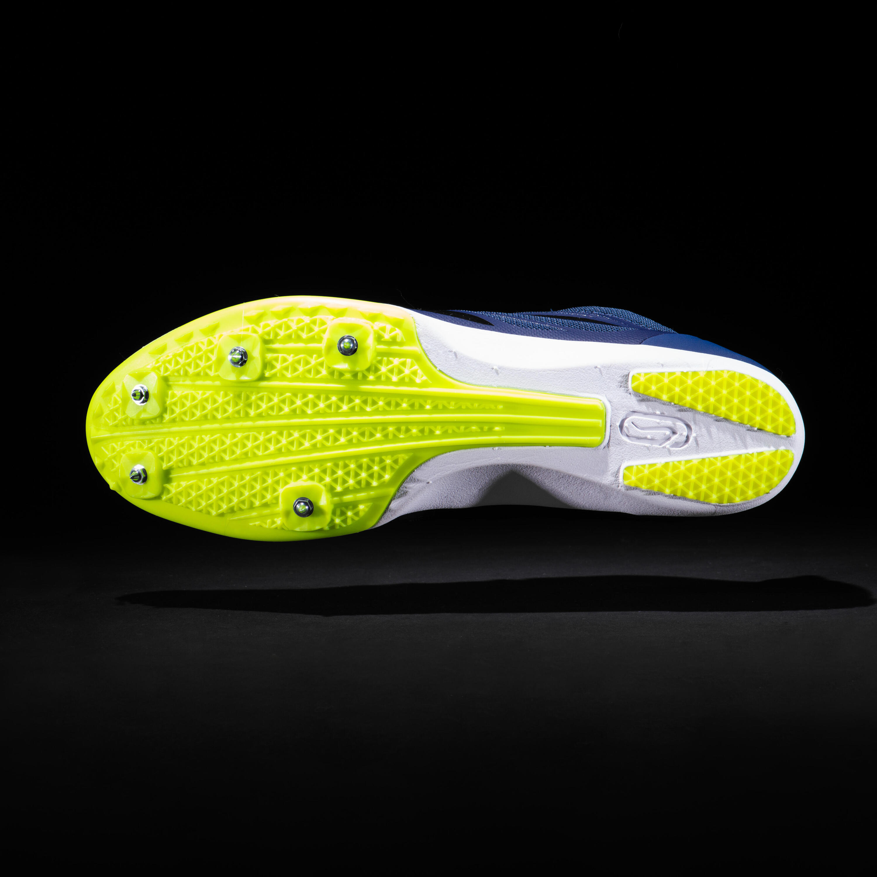 Zapatillas atletismo con clavos media disntancia AT MID azul y