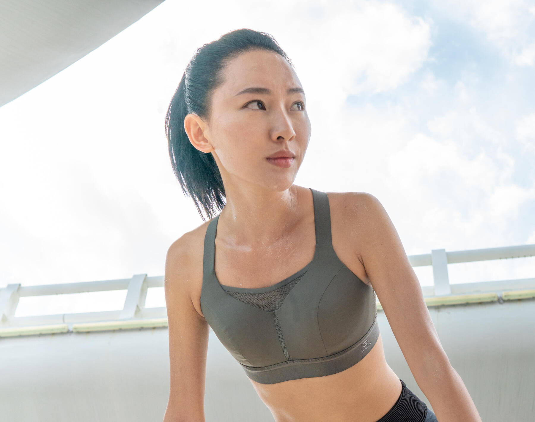 運動內衣