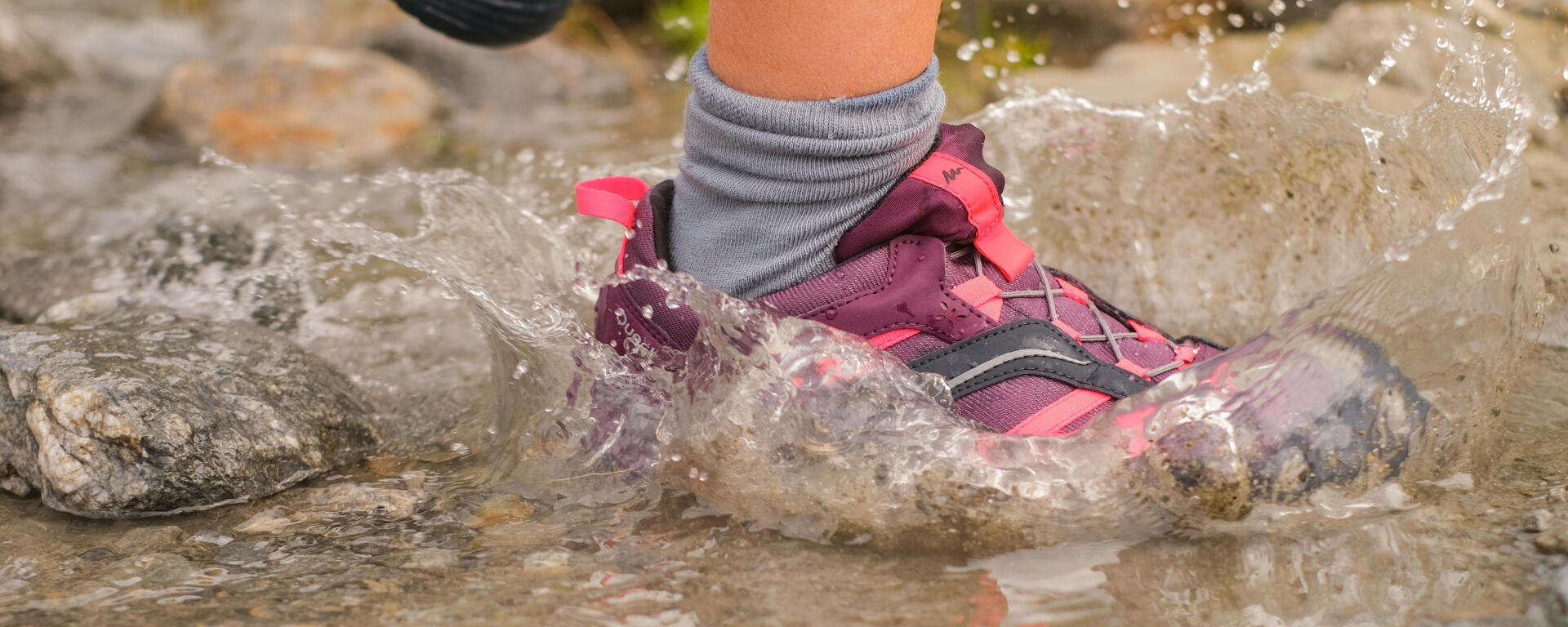 Waterproof hiking shoes