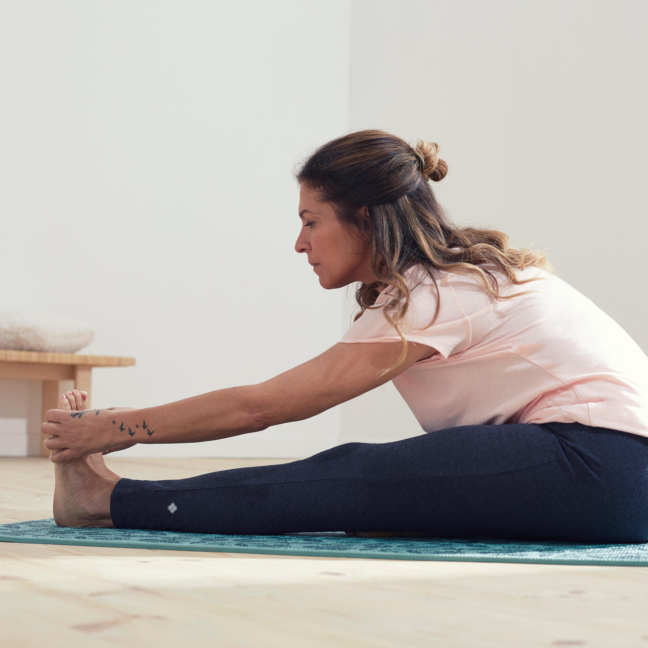 Mallas de yoga de algodón gris y rosa para mujer 7/16