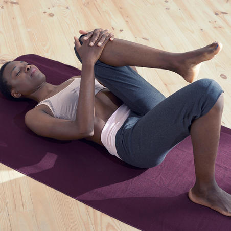 Sivo-roze ženska trenerka za jogu