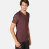 T-Shirt 500 Slim Gym & Pilates V-Ausschnitt Herren bordeaux