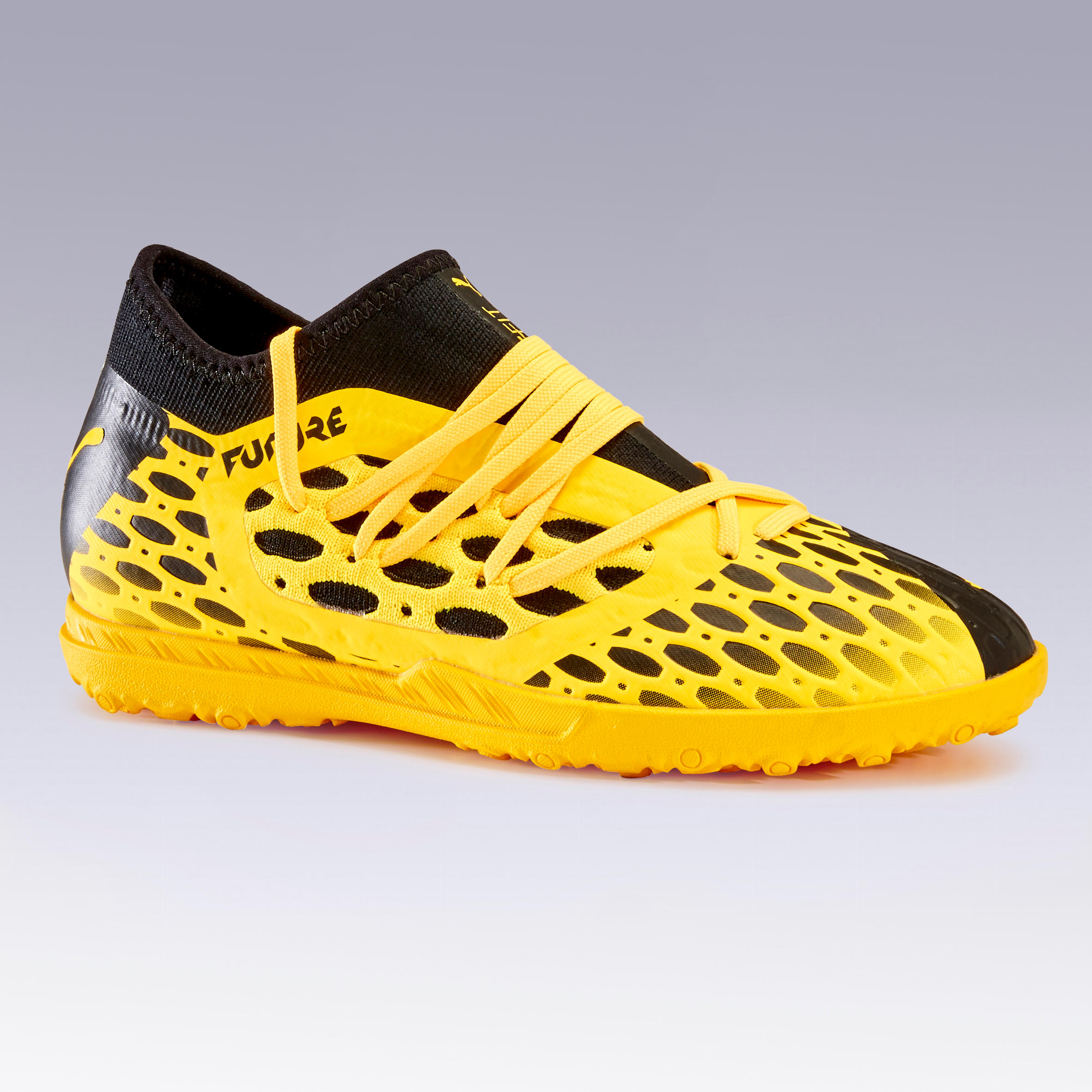 minimalist football boots
