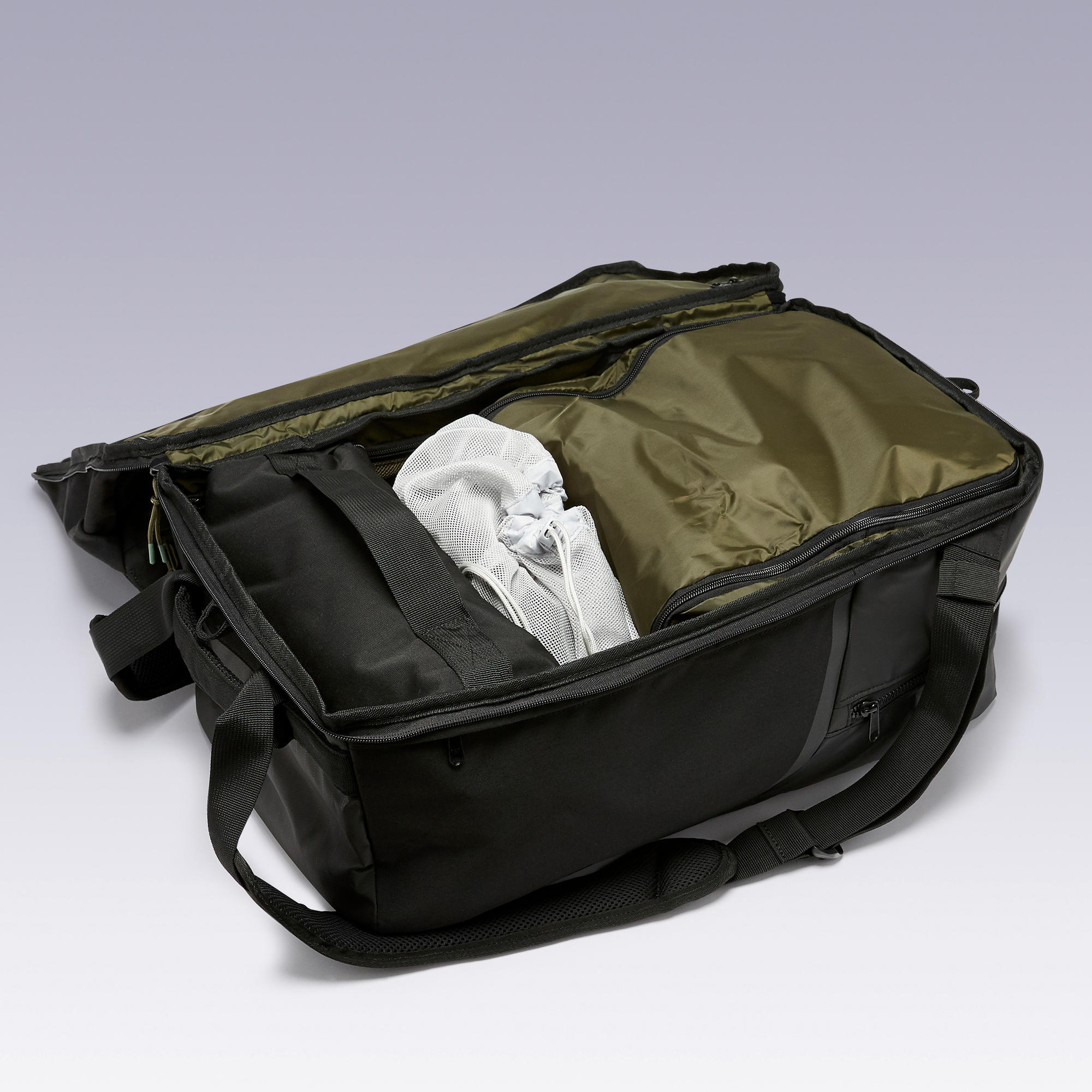 Rucsac sport Fotbal Urban 55 L Negru | Decathlon
