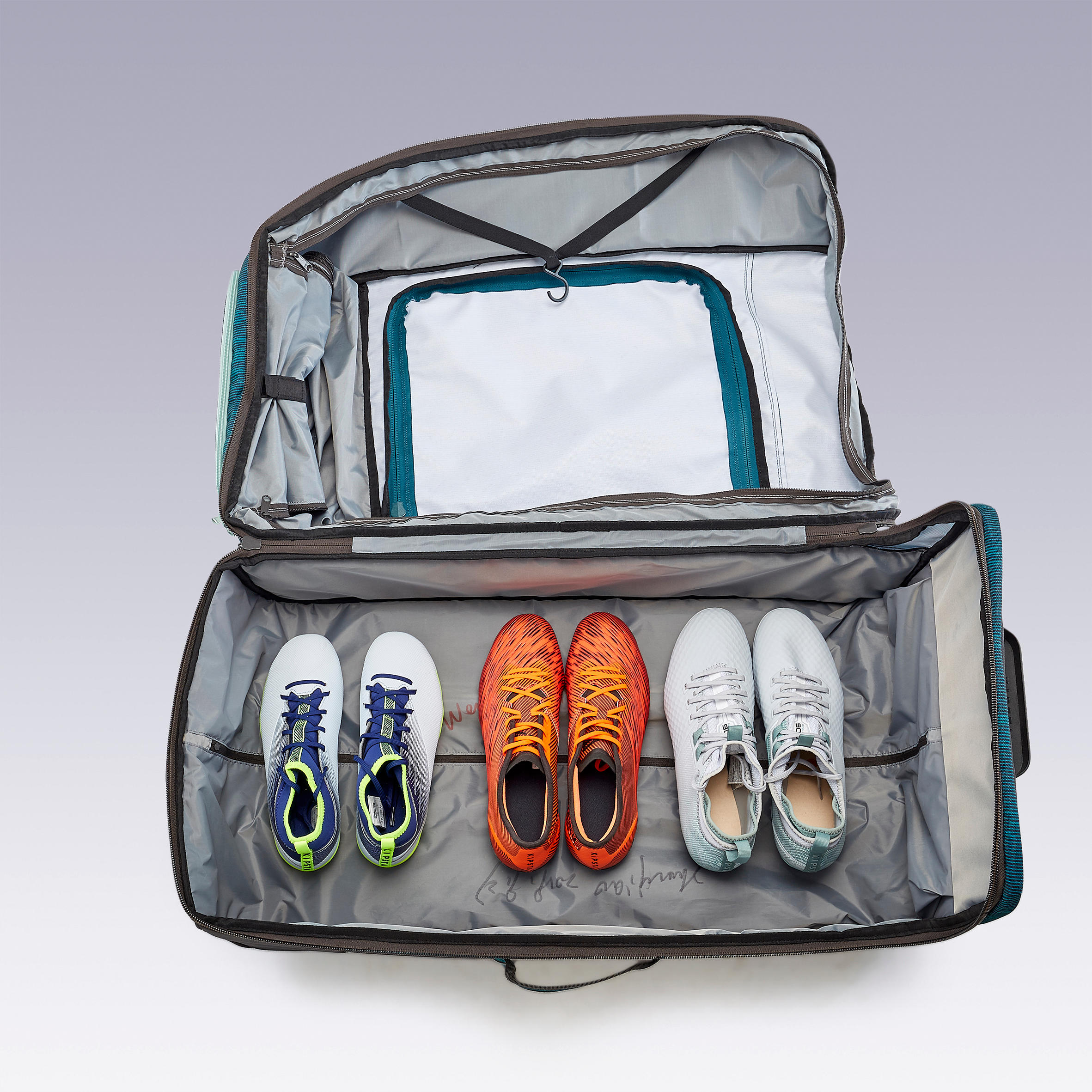Large 2-wheel travel bag with shoe compartment, Club 500 105L 10/13