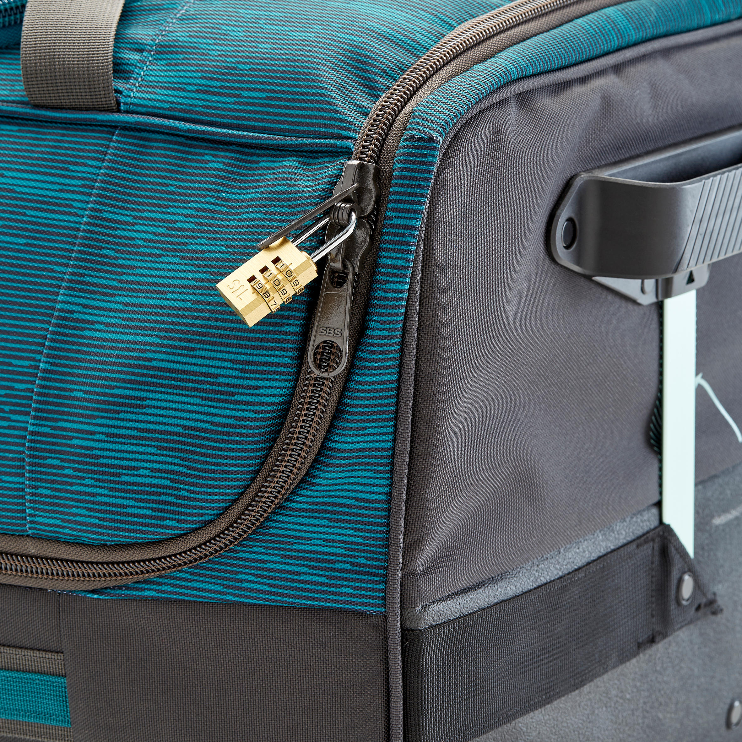 Large 2-wheel travel bag with shoe compartment, Club 500 105L 13/13