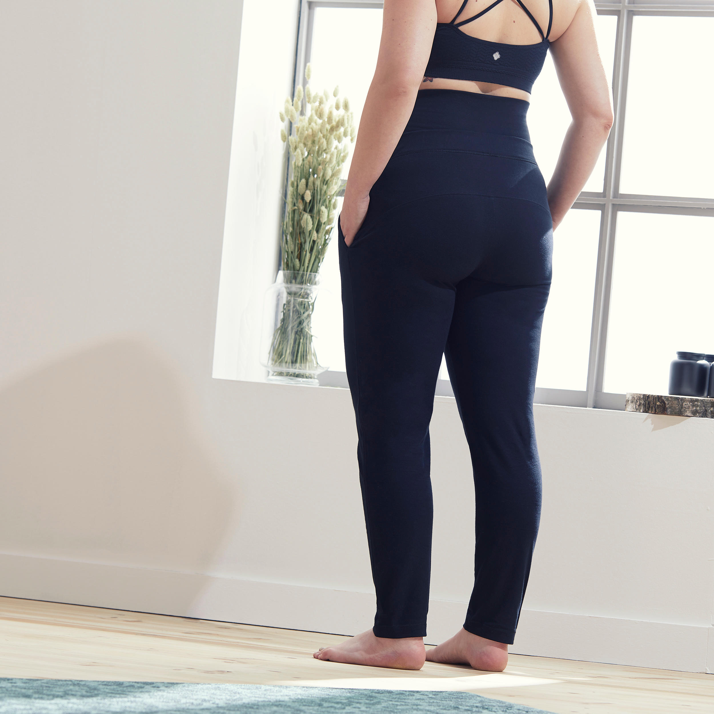 Gentle Yoga Pregnancy Bottoms - Black 5/10
