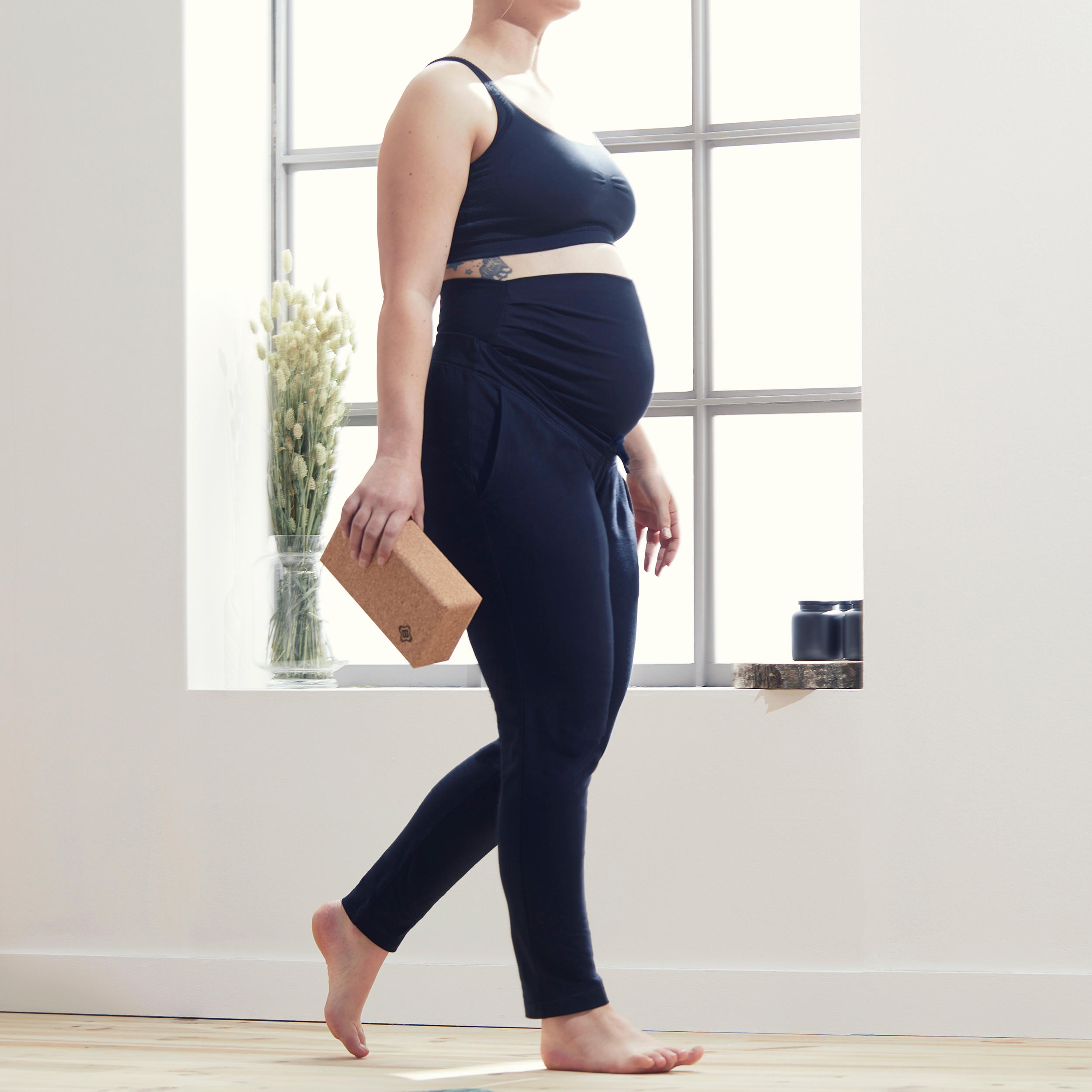 Liu & Qu Maternity Yoga Pants for Women Cross Waisted Pregnancy Active Workout Leggings 