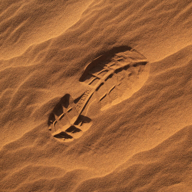 Trace de pas - trek desert