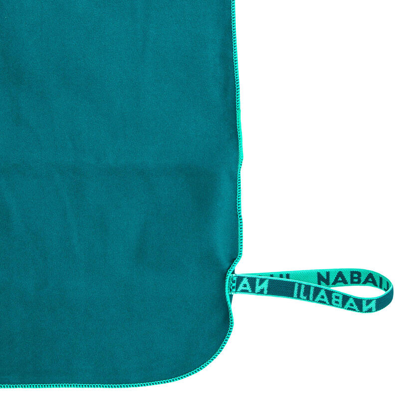 Toalha de natação de microfibras verde Tamanho L 80 x 130 cm