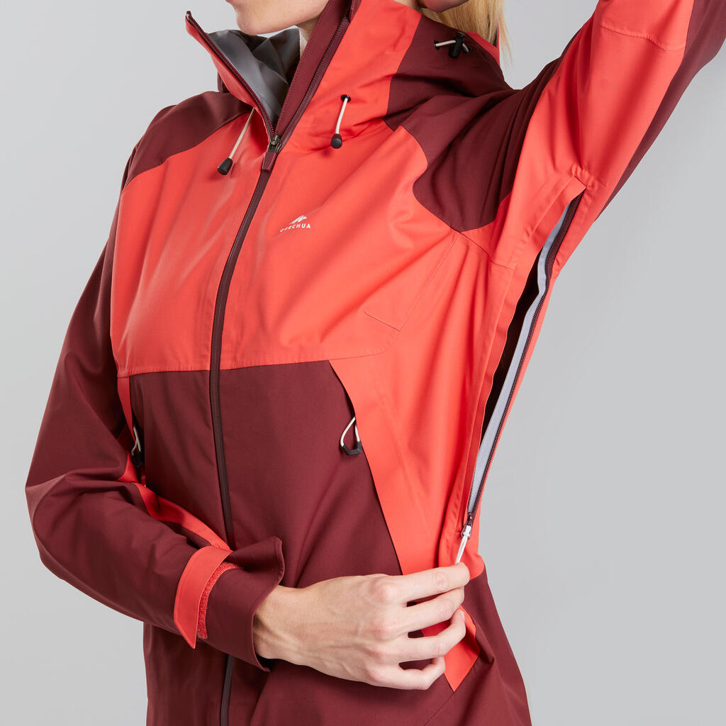 Sieviešu ūdensizturīga kalnu pārgājienu jaka “MH500”, aveņu krāsas