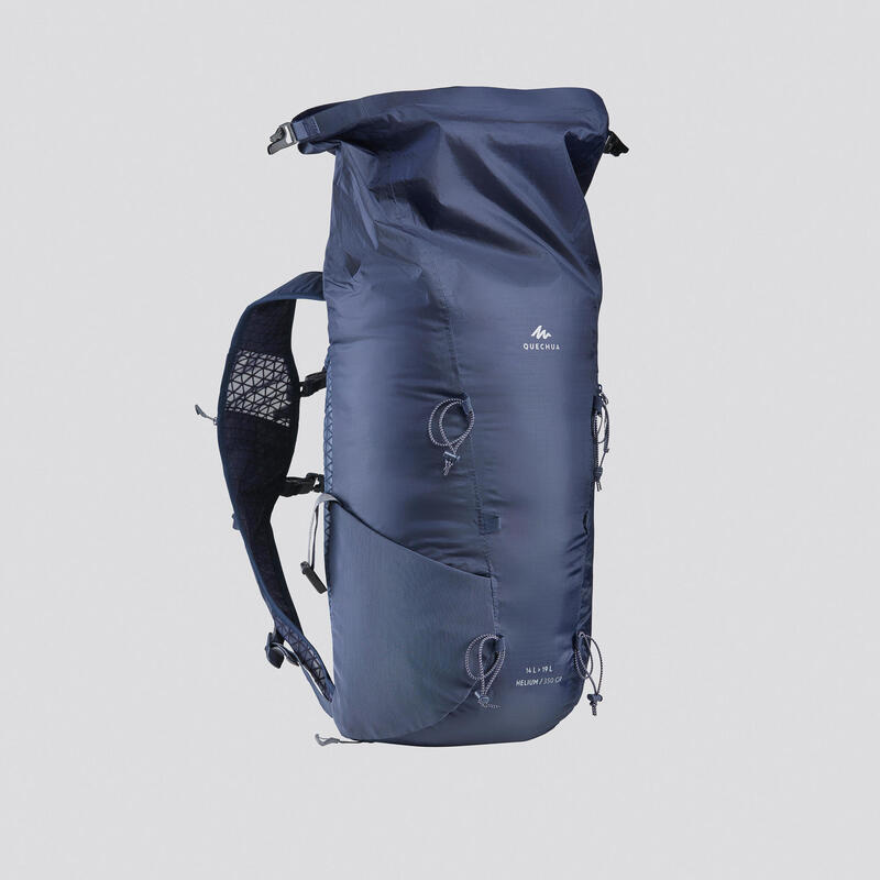 Mochila montaña y trekking ultraligera 14L-19L Quechua FH900 con bolsa de agua