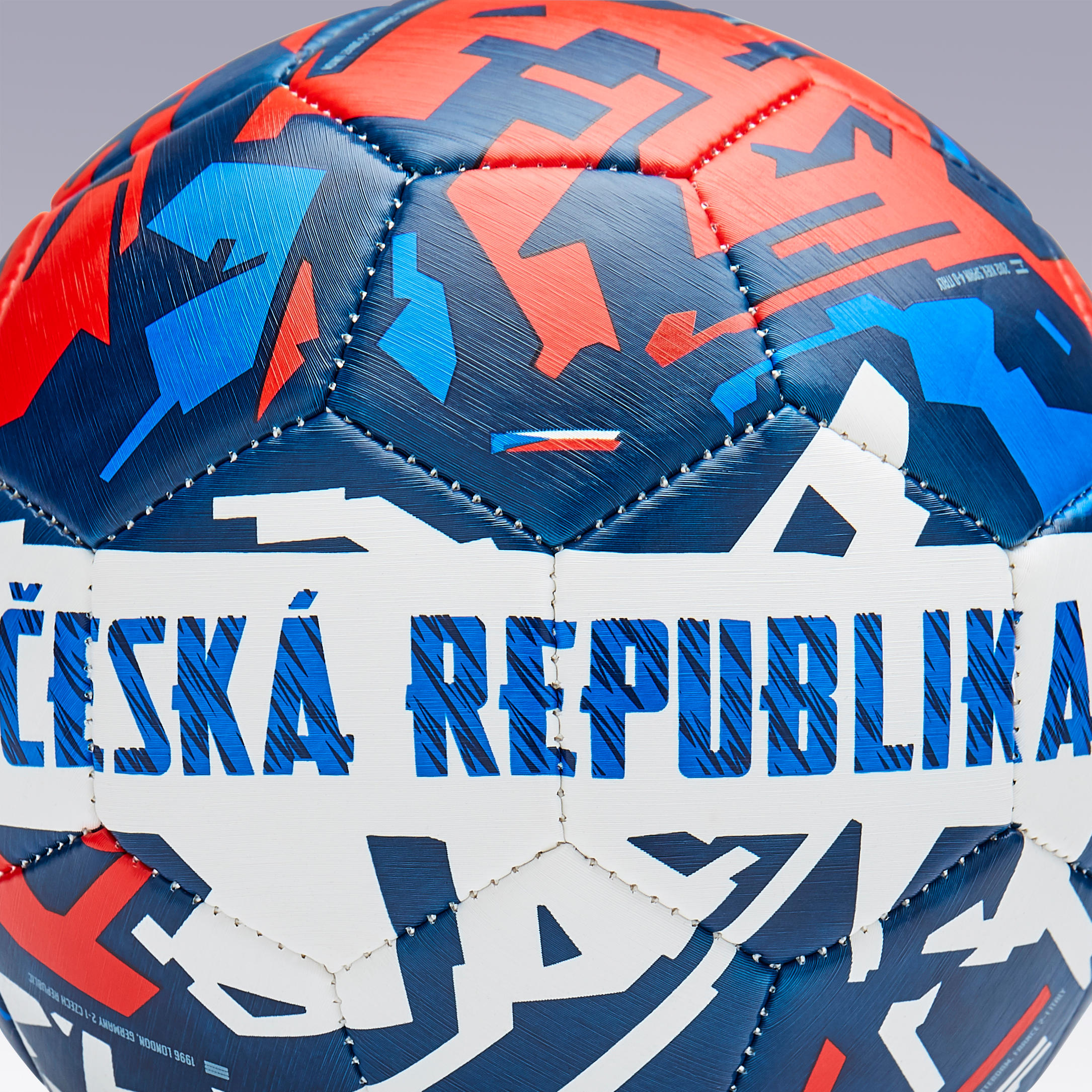 Size 1 Football 2020 - Czech Republic 3/8