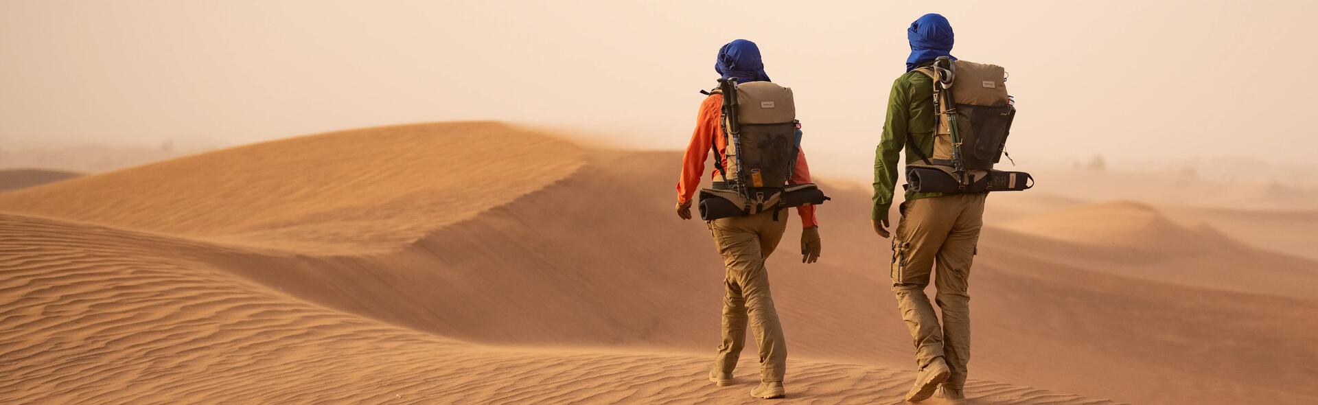 Cum să te echipezi pentru o sesiune de trekking în deșert?