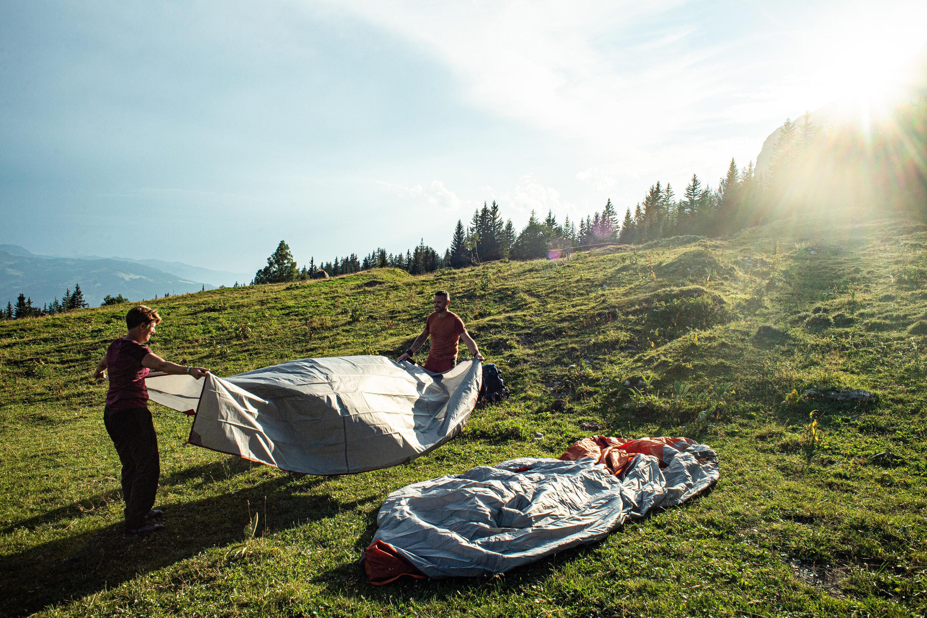 Tienda domo trekking - 4 plazas - MT500 17/27