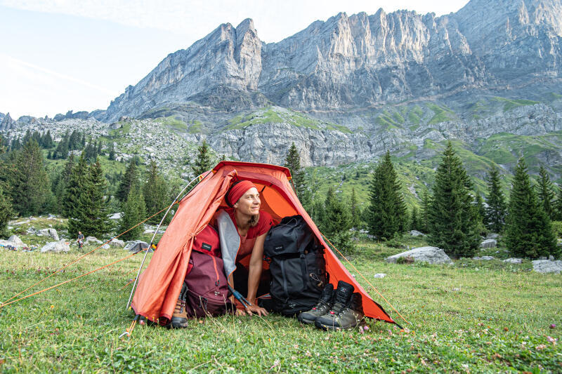 Namiot trekkingowy kopułowy Forclaz MT100 dla 2 osób