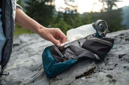 Tas perlengkapan mandi trekking yang dapat dilipat - Sangat ringan